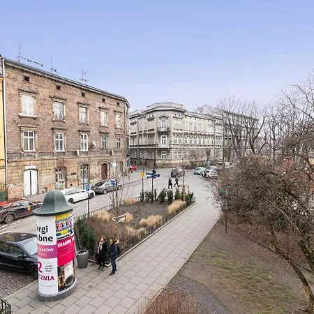 3 Bedroom Old Town