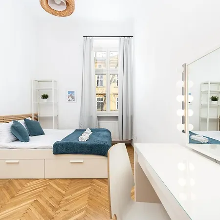 3 Bedroom Old Town Krakow