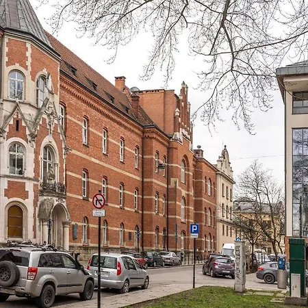 3 Bedroom Old Town Krakow